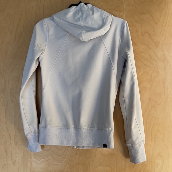 Bench white jacket with hood - Picture 7 of 7